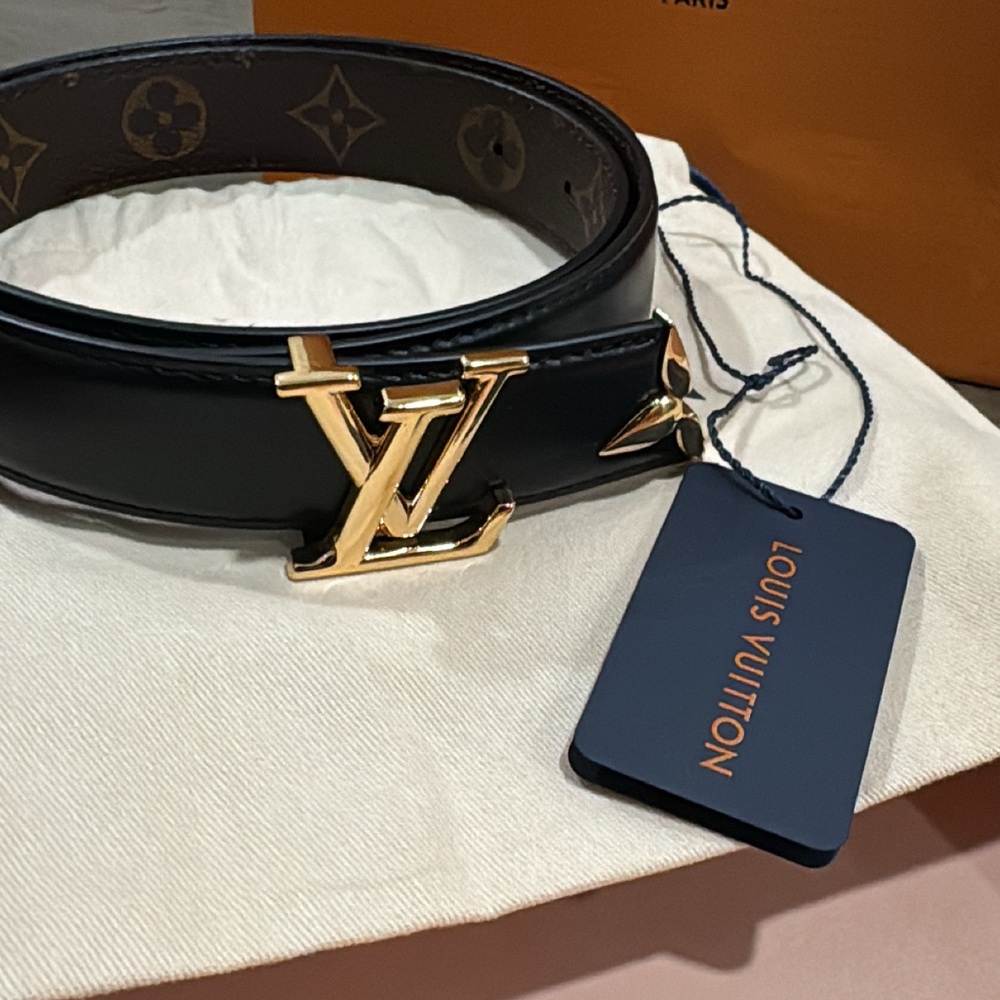 Louis Vuitton Pretty LV 30mm Reversible Belt